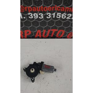 Moteur électrique de lève-vitre avant gauche HYUNDAI i20 2ème série (15>20) 8245-C7000 G4LA - Product Image 3