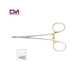 Tijeras manuales Olsen Webster Onyx de 4-1-2 pulgadas, combo de acero inoxidable y titanio con portaherramientas de plástico y mangos de madera - Product Image 1