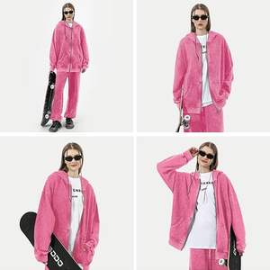 Sudadera con Capucha Estilo Lavado Ácido Urbano en Algodón Suave y Grueso, con un Atrevido Desgaste Desgastado para un Look Vintage Atemporal - Product Image 4