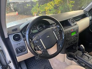 LAND ROVER LR3 SE À VENDRE - TOUTES OPTIONS - TITRE NETTOYÉ - UTILISÉ SOIGNEUSEMENT - PRÊT À ÊTRE EXPÉDIÉ - LIVRAISON PORTE À PORTE - Product Image 2