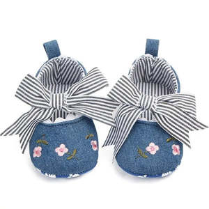 Zapatos Bordados para Bebé Niña - Product Image 3