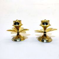 Ensembles de Pooja en laiton au design royal moderne, cloches décoratives en laiton faites à la main, finition dorée, cadeaux religieux indiens personnalisables