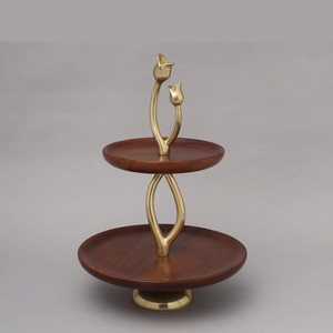 Elegante soporte de pastel de madera de 2 niveles con acabado dorado con diseño de flores para bodas, cenas y panaderías - Product Image 6