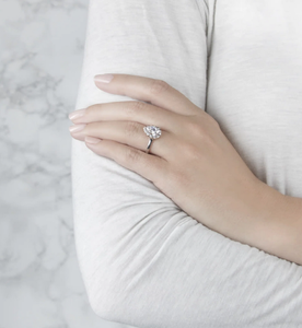 แหวนหมั้นเพชรโมอิสแบบใหม่สำหรับผู้หญิงแหวนเงินสเตอร์ลิงสำหรับผู้หญิงแหวนเพชรโมอิสซาไนต์ตัดเป็นวงแหวนสำหรับผู้หญิง - Product Image 4