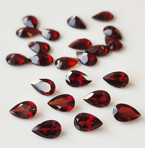 พลอยโกเมนสีแดงธรรมชาติแบบแฮนด์เมดตัดเป็นเหลี่ยมเพชรพลอยหลวม3x5mm-8x12mm ลูกแพร์ทำด้วยมือสำหรับทำเครื่องประดับ - Product Image 6