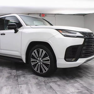 Lexus LX 600 2022, luxe, transmission intégrale, conduite à gauche, 6 places - Product Image 1