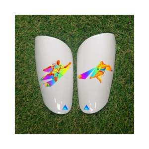 Figura de estándares de jugador de fútbol de alto nivel, espinilleras, equipo de protección masculino, tipo 04 especialmente diseñado - Product Image 1