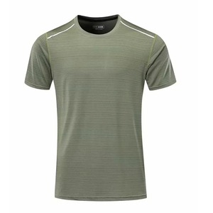 Vente en gros de vêtements de course de qualité supérieure Chemise de badminton sans couture T-shirts de sublimation T-shirt de sport vierge - Product Image 1