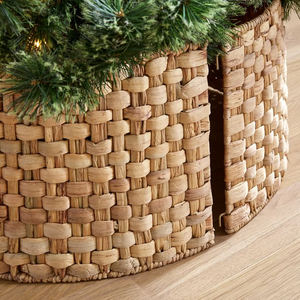 สินค้ายอดนิยมน้ำผักตบชวาต้นไม้กระโปรงสำหรับตกแต่งคริสต์มาสขายส่งทำโดยช่างฝีมือในเวียดนาม - Product Image 2