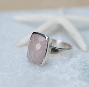Bague rectangulaire en quartz rose, pierre précieuse bohème, argent sterling 925, style bohème gypsy hippie, bijou fait main, cadeau - Product Image 1