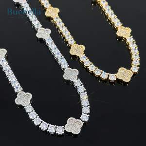 Gran oferta 925 Plata 14K chapado en oro blanco 5mm moissanita diamante completo helado trébol de cuatro hojas Cadena de tenis para hombres collares - Product Image 4