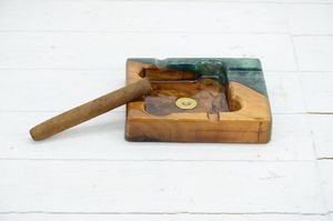 NOUVEAU ARRIVÉ MEILLEURE QUALITÉ MODERNE EPOXY MOODEN Résine Epoxy & Bois Cendrier Joint Couleur Personnalisée Logo Portable Intérieur et Extérieur - Product Image 4