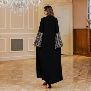 Thobe / Thawb personalizado Premium invierno modesto vestido liso Maxi tejido Eid abierto Abaya mujeres musulmán vestido conjunto abrigo de invierno - Product Image 4