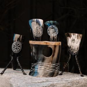 Taza de cuerno vikingo ecológica hecha a mano auténtica con animales pulidos, vasos de lujo para momentos legendarios audaces y reuniones épicas - Product Image 6