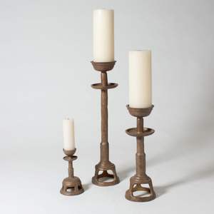 Candelabro de Latón y Aluminio Clásico Hecho a Mano, Acabado Premium, Estilo Moderno, Decoración para el Hogar de Alta Gama - Product Image 3