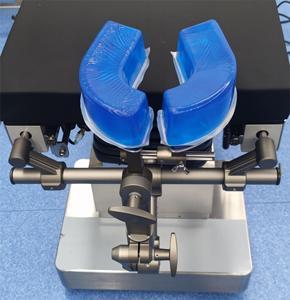 ตัวหนีบศีรษะแบบ 3 จุด ทำจากอลูมิเนียมอัลลอยด์ ยี่ห้อ Mayfield พร้อมที่พักศีรษะ สำหรับการผ่าตัดระบบประสาท ใช้กับโครงศีรษะ Mayfield สำหรับการผ่าตัดระบบประสาท - Product Image 5