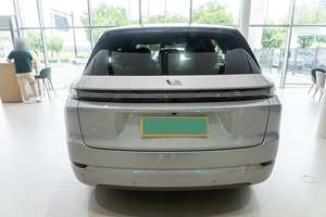 Nuevo SUV Inteligente de Alta Calidad con Sistema AWD de Doble Motor, Aceleración de 0-100 km/h en 5.3s, Potencia de 200-250kW, Torque de 300-400Nm, Neumáticos R20 - Product Image 6