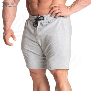 กางเกงยีนส์ขาสั้นระบายอากาศได้ดีสำหรับผู้ชายกางเกงขาสั้นผ้าเดนิมสีเข้มมีกระเป๋าสำหรับฤดูร้อน - Product Image 2