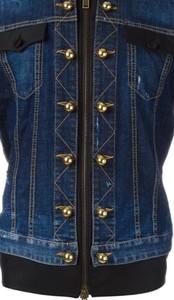 Veste en jean pour homme Du décontracté au look de festival Trending Fits and Brands Meilleures façons de styliser les shorts en jean pour homme - Product Image 2