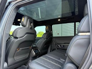 SUV électrique pleine grandeur 2023 d'occasion en excellent état, longue autonomie, 3 rangées, véhicule à énergie nouvelle à vendre - Product Image 3