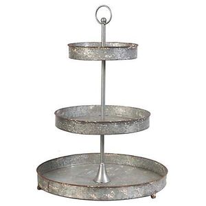 Venta al por mayor único redondo de metal galvanizado soporte de la torta decorativa de madera y moldes de latón para servir pasteles y magdalenas - Product Image 1