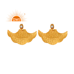 Dernière conception à la mode 18K plaqué or naturel Cz pierre précieuse feuille conception boucle d'oreille Demi bijoux fins pour les femmes cadeau pour elle - Product Image 1