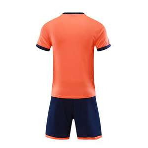 Uniforme de Fútbol Ligero y Transpirable de Primera Calidad, Diseño Personalizado a Precio Económico - Product Image 2