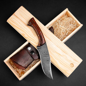 Cuchillo de Caza de Acero de Damasco Hecho a Mano, Hoja Fija de Espiga Completa, Mango de Pakawood Personalizable OEM, Funda de Cuero, Punta de Caída, 3 Años de Garantía - Product Image 1