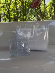 Wholesale PVC <b>Transparent</b> Letter Handbag Women Toy Storage Totebags Waterproof <b>Makeup</b> Pouch Travel Fashion Clear Shopping <b>Bags</b> - Product Image 5