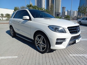 Mercedes-Benz ML400 V6 AMG 2014 Usado, SUV con Tracción en las Cuatro Ruedas, Turbo, Asientos de Cuero, Interior Oscuro, ACC - Product Image 3
