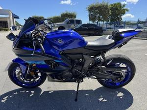 Moto YZF-R7 2024 - Product Image 5
