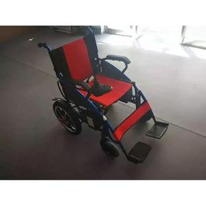 Fauteuil roulant manuel en acier avec finition thermolaquée, utilisation longue durée, idéal pour les établissements de santé et la réadaptation - Product Image 2
