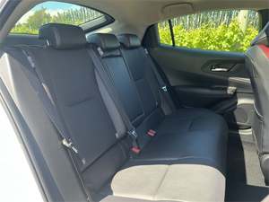 Auto Usado con Bajo Kilometraje, Toyota PriusS 2.0 <span class=keywords><strong>Híbrido</strong></span> Z <span class=keywords><strong>2023</strong></span>, 5 Puertas, Hatchback, Tracción Delantera, Envío a Todo el Mundo - Product Image 4