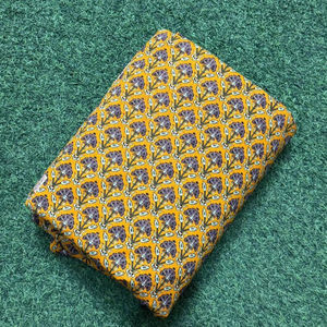 100% Premium Coton Tissu Jaune Main Bloc Imprimer avec Motif De Fleurs Artisan Fait pour La Décoration Intérieure Robes À Coudre Vendu Par Yard - Product Image 1