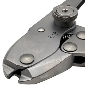 คีมจับสายเคเบิลกระดูกแบบแมนนวล สำหรับการกดกระดูก ทำจากเหล็กกล้าไร้สนิม เครื่องมือผ่าตัดระดับ Class II สำหรับดัดลวดและขึ้นรูปห่วง - Product Image 2