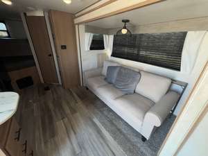 Remolques de viaje usados 2022 P-r-i-m-e T-i-m-e A-v-e-n-g-e-r 24BHS al por mayor disponibles para compradores a granel con precios competitivos - Product Image 4