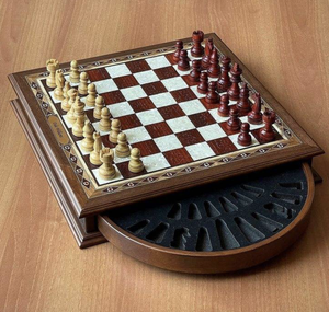 Jeu d'échecs de luxe artisanal en bois avec coffret – Pliable, durable et écologique pour le divertissement des adultes et des enfants - Product Image 4