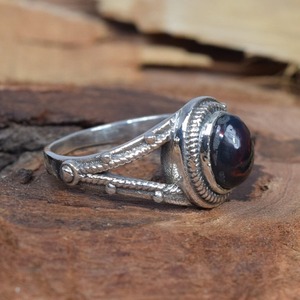 แหวนหมั้นพลอยทับทิม เงินแท้ 925 ชุบโรเดียม ประดับแบบฝังขอบ ดีไซน์หรูหรา เครื่องประดับสำหรับผู้หญิง - Product Image 3