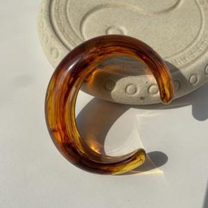 Brazalete de Resina Premium Hecho a Mano para Mujer, Joyería de Moda con Diseño Elegante, Brazalete de Resina y Pulseras de Resina - Product Image 2