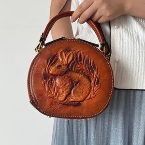 Bolso bandolera de cuero Retro en relieve de conejito, estilo Vintage, cierre de cremallera, regalo de boda para mujer, bolso de mensajero de hombro - Product Image 4