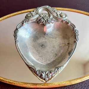 Frutero Decorativo de Fresa para Frutas, Aperitivos, Frutos Secos, Centro de Mesa, Decoración para el Hogar, Comedor y Cocina, Procedente de la India - Product Image 1