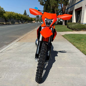 Disponible dès maintenant : Nouvelles motos 250 XCW 2025 en stock F7375Y4 - Product Image 1