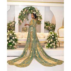 Collection de luxe Emerald Majesty Somali Dirac, héritage de style vintage élégant - Product Image 2