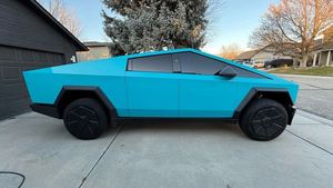 Como Nueva, Súper Limpia, Camioneta CYBER-PICKUP BEAST 2025 Usada, Motor Eléctrico, Automática, Tracción en las Cuatro Ruedas - Product Image 6