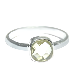 Peridot Cushion Cut Gemstone Anillo de Plata de Ley 925 Anillo de moda Chapado en plata clásica para fiestas de regalo para unisex. - Product Image 6