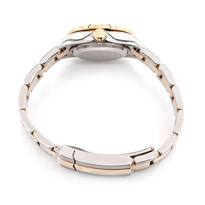 Montre en acier inoxydable avec mouvement à quartz entièrement pavée de moissanite, design haut de gamme - Product Image 4