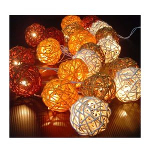 Bola decorativa de ratán Diámetro 5cm Adornos de ratán naturales y coloridos del proveedor de Vietnam 99 Datos dorados - Product Image 5