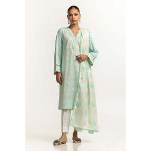 Conjunto de Camisa y Dupatta Modestos Bordados en Tela Cambric IPSD-44479 - Product Image 3