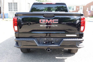 2023G-M-C S-i-e-r-r-a 1500 Elevation Crew Cab 4WD faible kilométrage et prix abordable en stock prêt pour l'expédition - Product Image 4