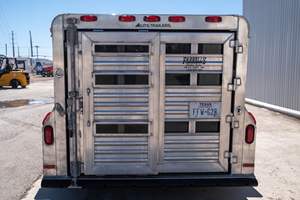 Remolque para Ganado 2025 al Por Mayor de Fábrica, Económico, con Paredes Laterales Desmontables, para Ovejas, Caballos y Vacas, 3 Ejes, con Valla - Product Image 4